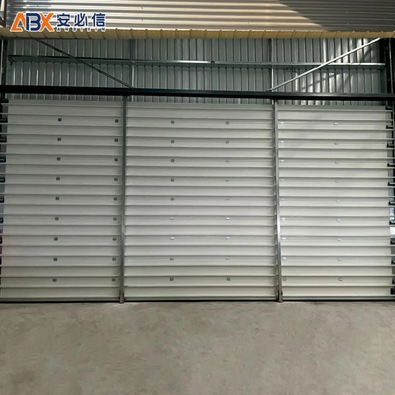 白银垂直滑升门